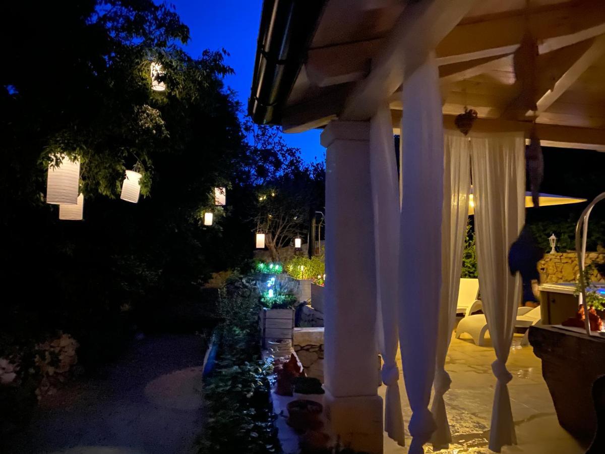 White Cottage Heritage House Čižići Εξωτερικό φωτογραφία