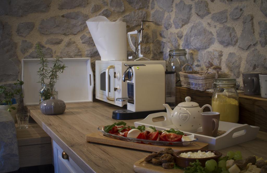 White Cottage Heritage House Čižići Εξωτερικό φωτογραφία